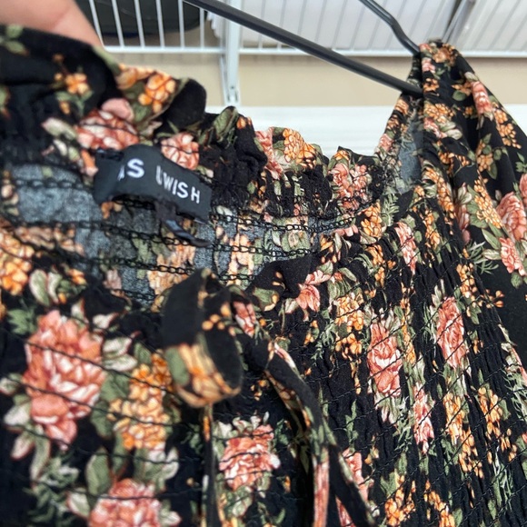 As U Wish Black and Pink Floral Mini Dress 2x
Floral black - Picture 6 of 8